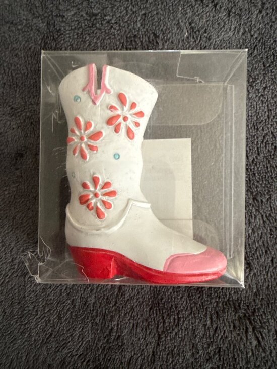 Other - Miniature Western-Style Boot Figurine With Floral Details White & Red In Origina